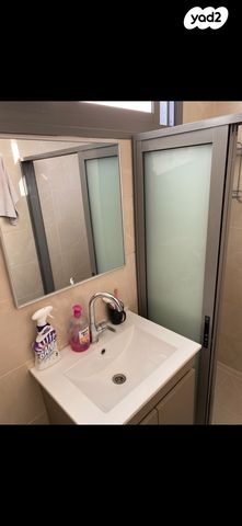 יחידת דיור, רחבעם זאבי 34, גרין ועם, חולון