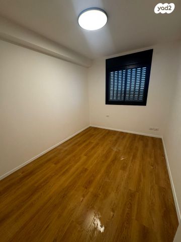 דירה, אסתר המלכה 5, נווה חוף, ראשון לציון