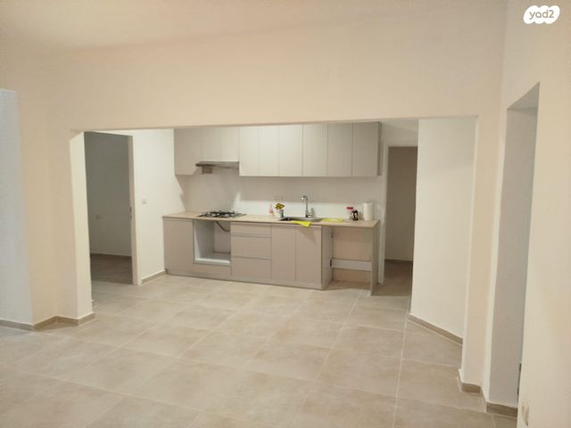 דירת גן, ביצרון 38, ביצרון ורמת ישראל, תל אביב יפו