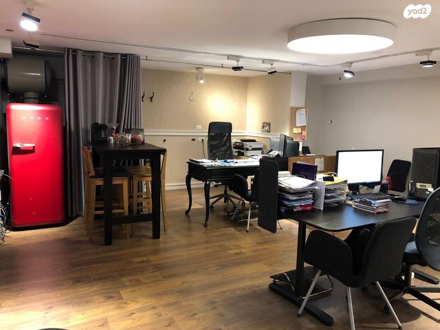 חנויות/ שטח מסחרי, הבנים 5, מרכז מזרחי, נס ציונה