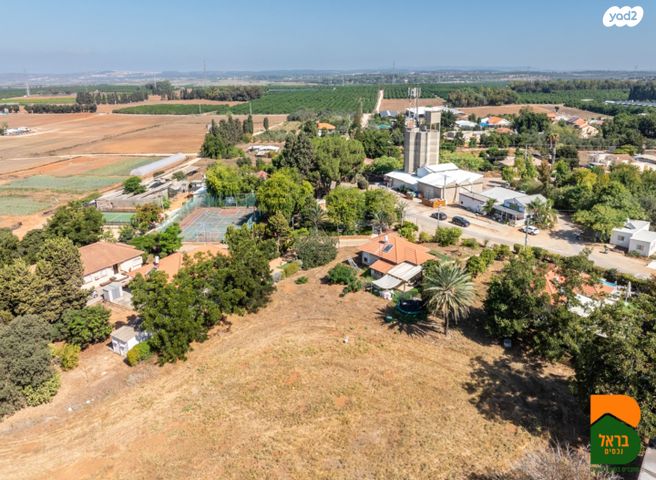 משק חקלאי/ נחלה, כפר פינס