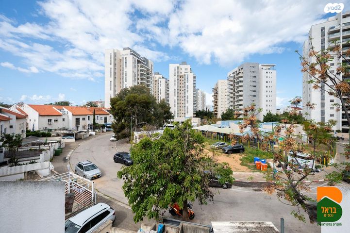 דופלקס, נווה פרדסים, פרדס חנה כרכור