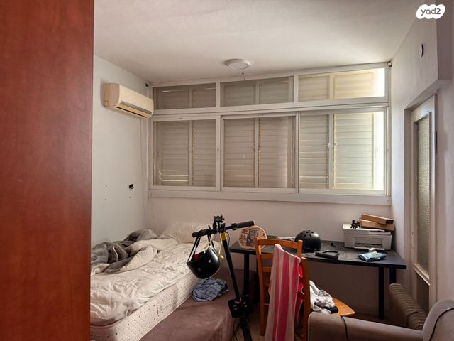 דירה, ביאליק 32, שכונת יהלום, מרכז העיר ב, רמת גן