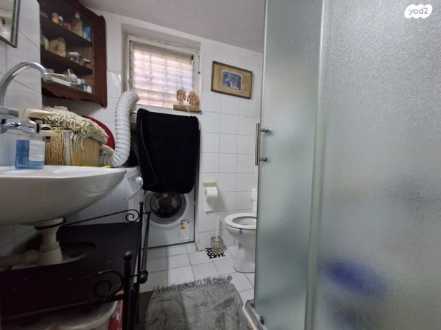 דירה, עובדיה מברטנורה 1, הצפון הישן - צפון, תל אביב יפו