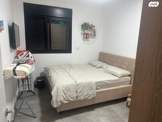 דירת גן, שאר העיר, חצור הגלילית