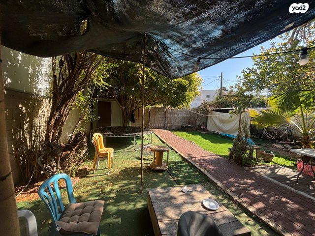 דו משפחתי, יואל 15, בית ונוף, כפר סבא