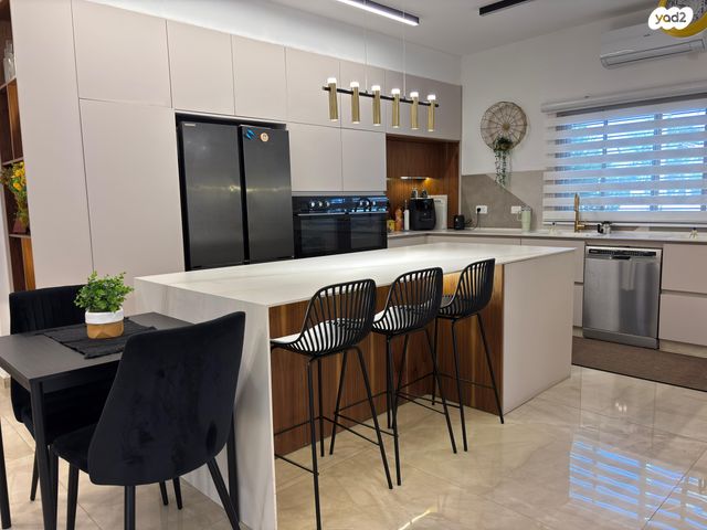 בית פרטי/ קוטג', ניצן