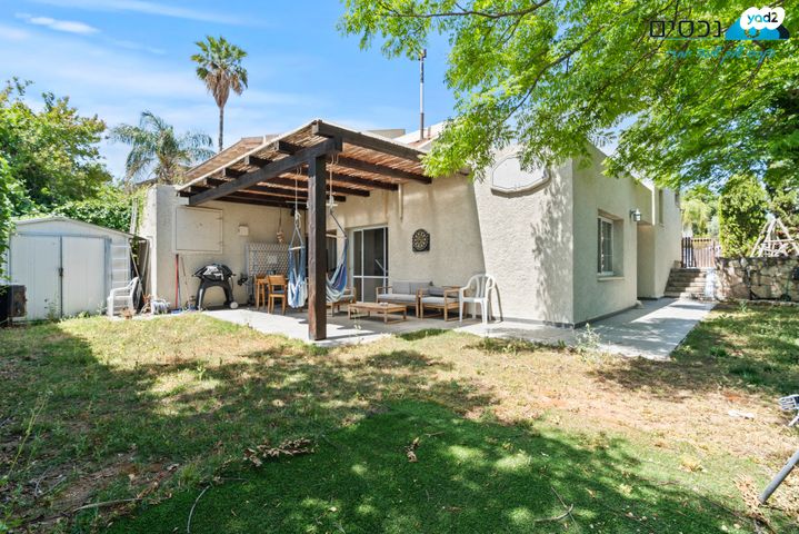 דו משפחתי, עצמון, רעות, מודיעין מכבים רעות