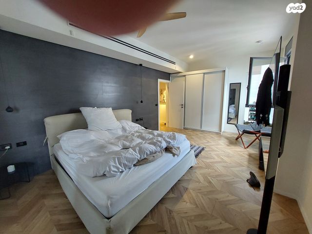 דירה, קניוק יורם, גני שרונה, קרית הממשלה, תל אביב יפו