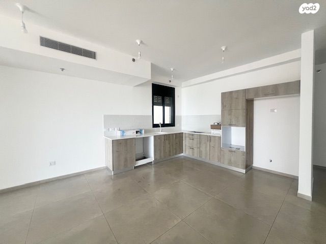 דירה, נוף הטיילת, נתניה