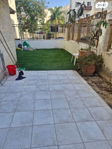 ליאו פיקרד 10