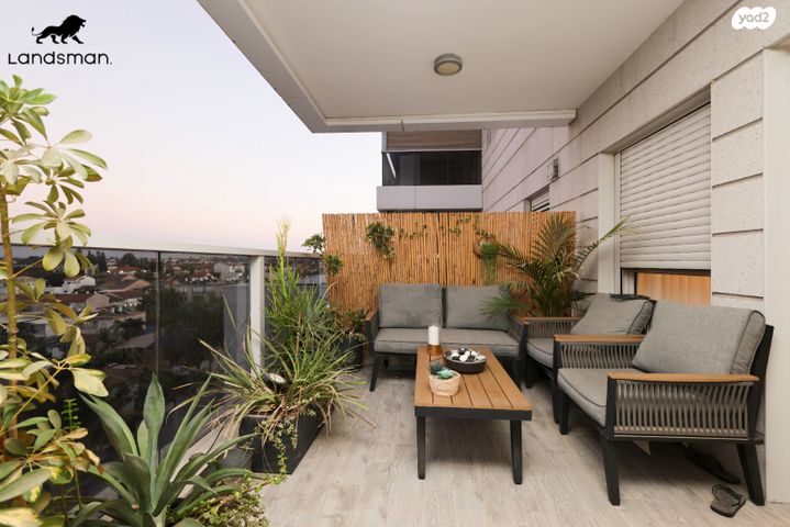 דירה, הפלמ"ח, שאר העיר, קדימה צורן