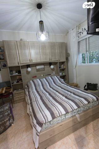 דירה, חבקוק הנביא, רובע י', אשדוד