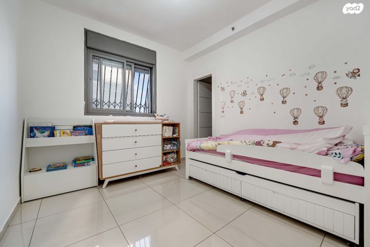 דירה, יעל רום 6, פתח תקווה