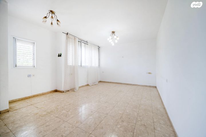 דירה, יעקב זרובבל, כפר גנים ב, פתח תקווה