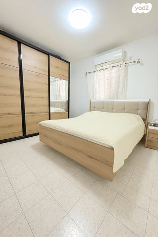 גג/ פנטהאוז, משה אבן עזרא 19, רובע ה', אשדוד