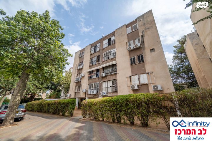 דירה, י.ל. הכהן, מחנה יהודה, פתח תקווה