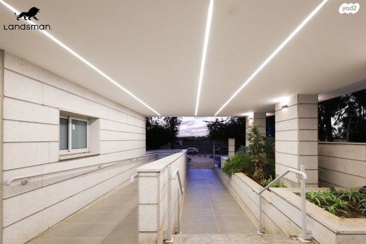 דירה, הפלמ"ח, שאר העיר, קדימה צורן