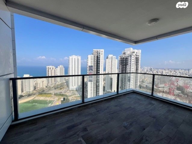 דירה, אמנון ליפקין שחק 1, נוף הטיילת, נתניה