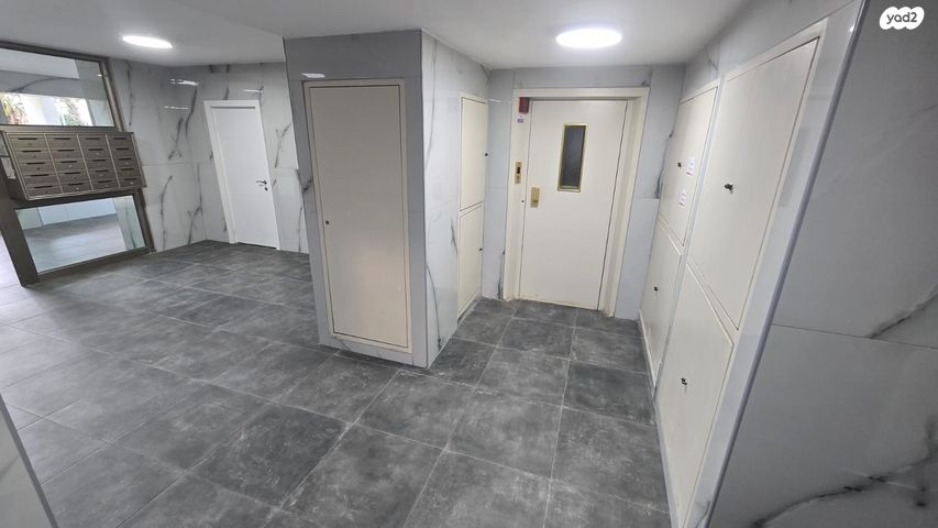 דירה, אבא אחימאיר 28, קרית מנחם בגין, רמלה