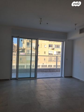 דירה, דיזנגוף 26, מרכז העיר דרום, נתניה