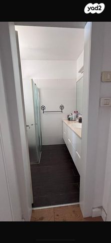 דירה, נאות אשלים, ראשון לציון