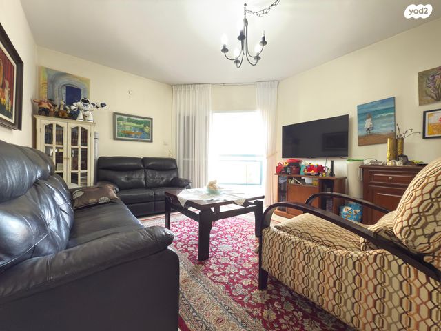 דירה, נחל שניר, רובע י"א, אשדוד