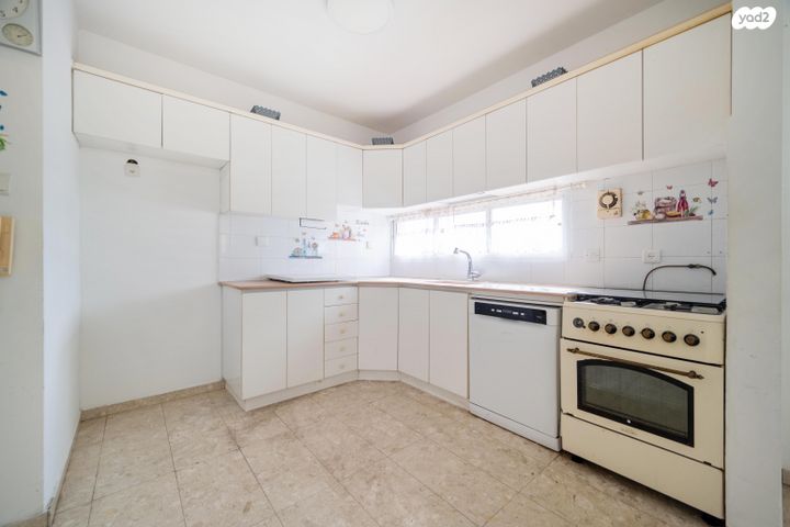 דירה, יעקב זרובבל, כפר גנים ב, פתח תקווה