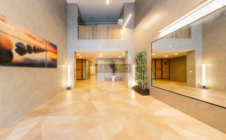 דירה, שרונה, כפר יונה