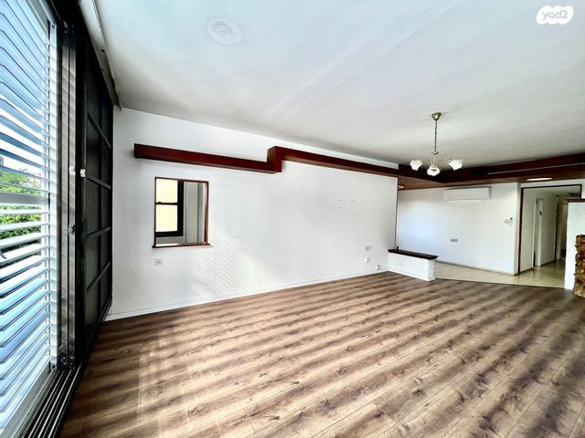 דירה, שדרות בנימין 29, מרכז העיר דרום, נתניה