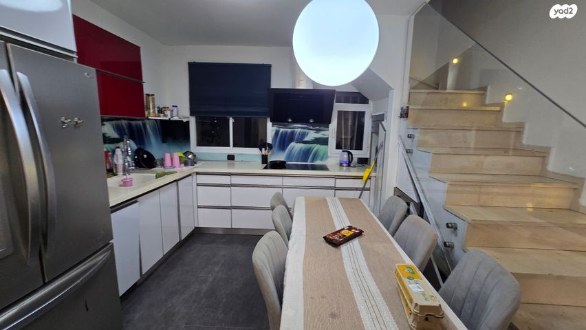 דופלקס, ה' באייר, נווה אפק, ראש העין