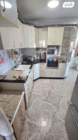 דירה, אבא אחימאיר 28, קרית מנחם בגין, רמלה