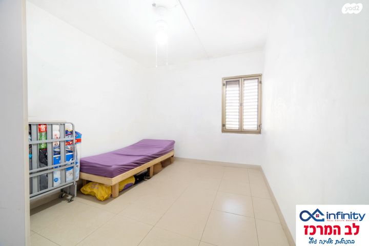 דירה, י.ל. הכהן, מחנה יהודה, פתח תקווה