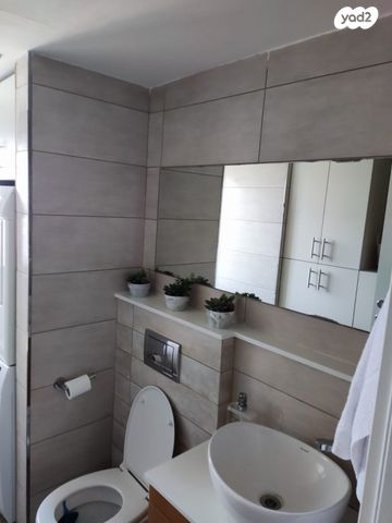 גג/ פנטהאוז, אחוזה, חיפה