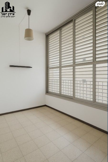 דירה, שדרות יהודית 32, מונטיפיורי, הרכבת, תל אביב יפו