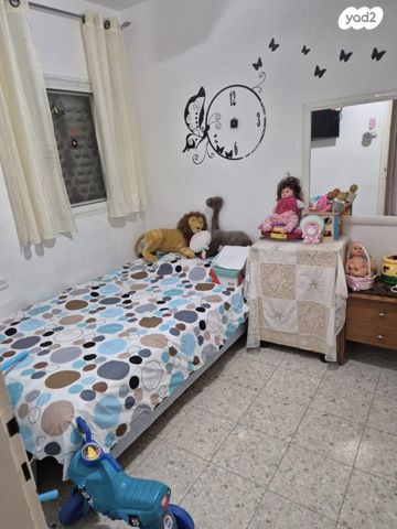 דירת גן, משעול אבן גבירול, שכונה ב', באר שבע