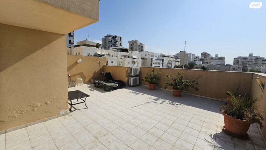 גג/ פנטהאוז, שדרות רוטשילד, אשדוד