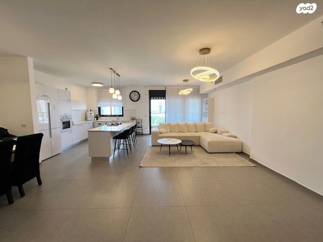 דירה, אייזיק רמבה 9, נוף הטיילת, נתניה