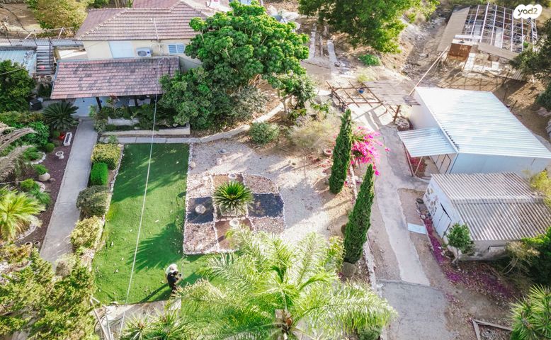 משק חקלאי/ נחלה, זכריה, זכריה