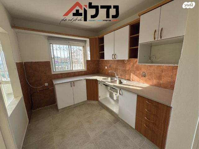 דירה, רש"י, קרית אריה / שיינפלד, בית שמש