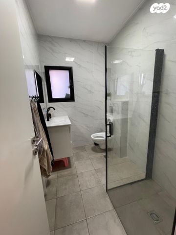 דירה, עולי הגרדום, שאר העיר, כפר יונה