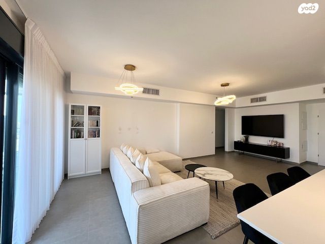 דירה, אייזיק רמבה 9, נוף הטיילת, נתניה