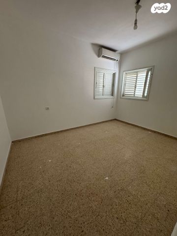 דירה, נחמן מברסלב 13, מחנה יהודה, פתח תקווה