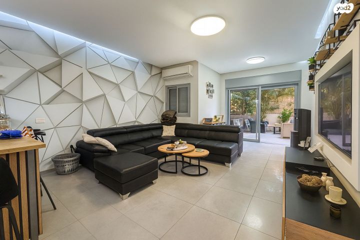 דירת גן, שכונת גפן, רמת גן