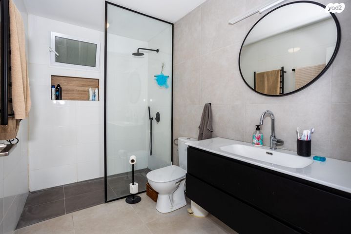 דירה, המעגל, גיל עמל, הוד השרון