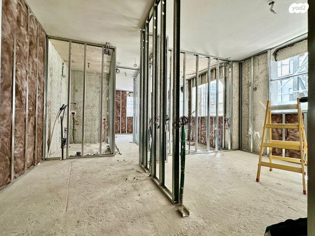 דירה, דבורה הנביאה 4, רביבים, תל אביב יפו