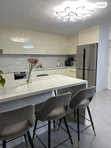 דירה, מחרוזת, יפו ד', גבעת התמרים, תל אביב יפו