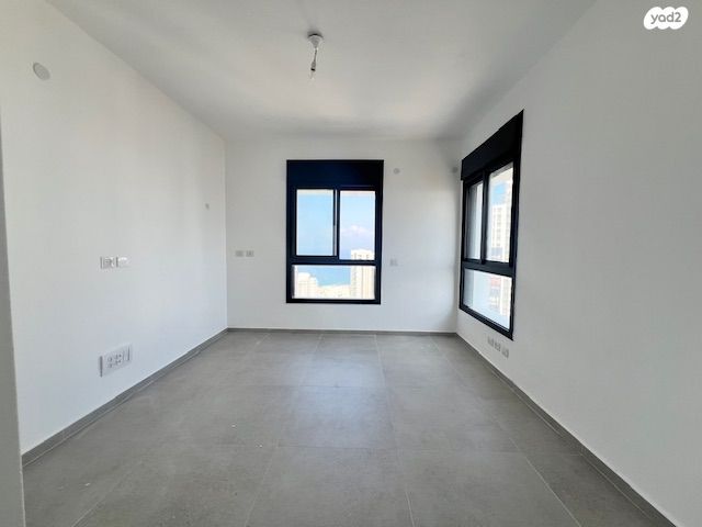 אמנון ליפקין שחק 1