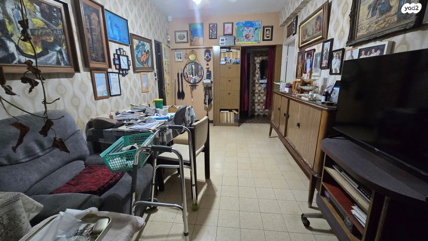 דירה, שדרות חב"ד 27, צהלון, שיכוני חסכון, תל אביב יפו