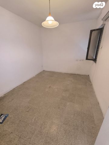 דירה, אבן גבירול, רובע ב', אשדוד